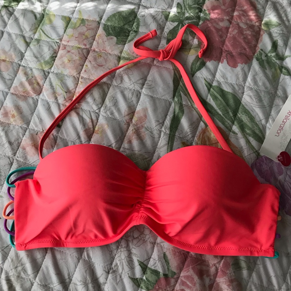 NWT Coral padded bikini top in xl